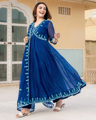 Claudia White Enamel Gold