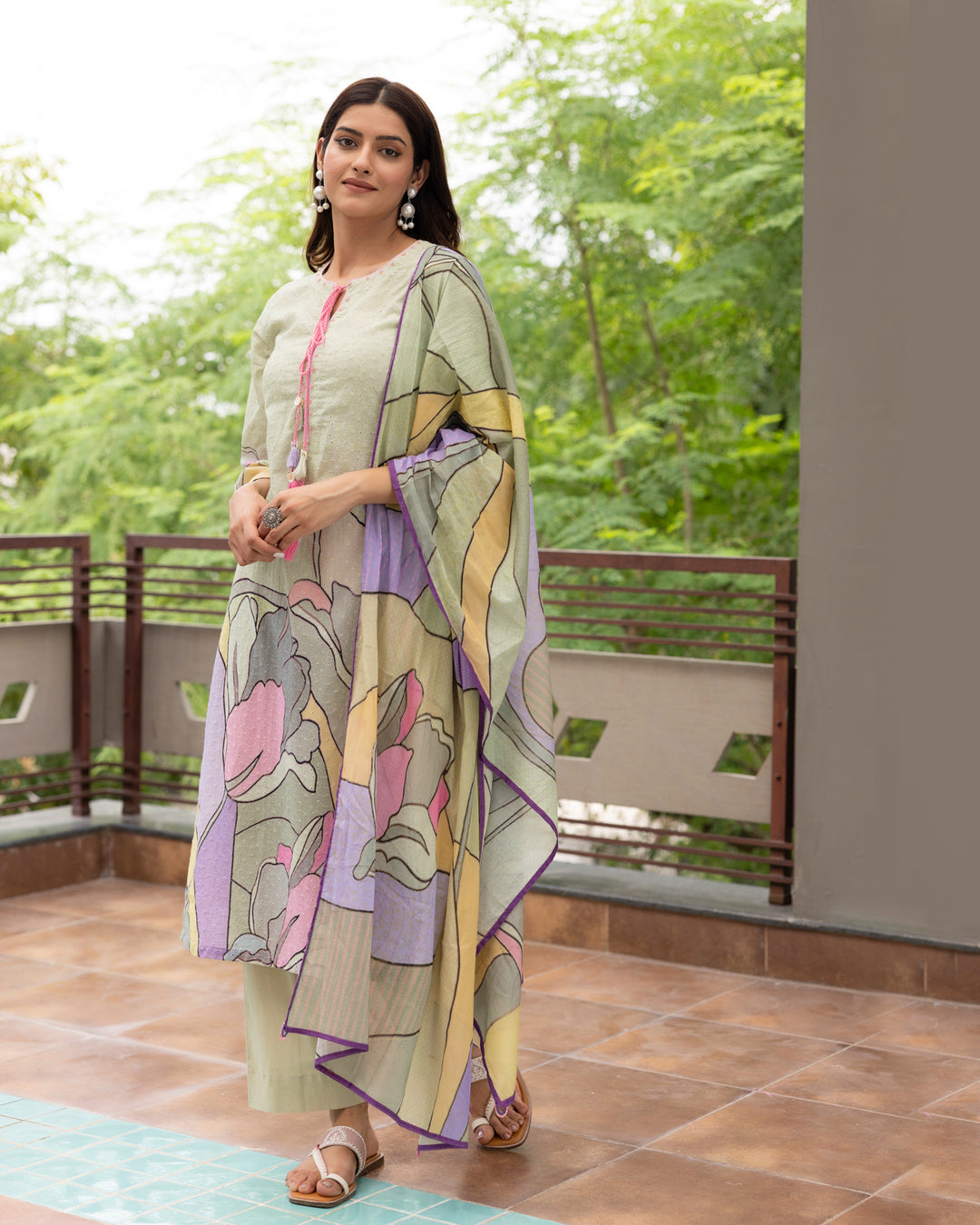 Cross Cut Enigmatic Glow